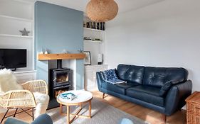 A Cool Coastal Retreat On Kingsdown Beach - The White House Holiday Home Deal United Kingdom