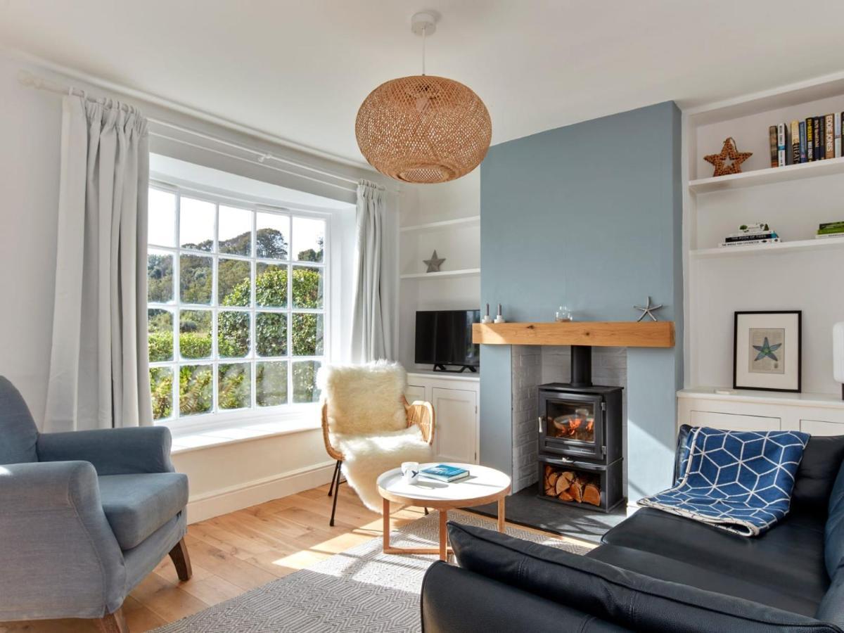 A Cool Coastal Retreat On Kingsdown Beach - The White House Villa Deal Exterior photo