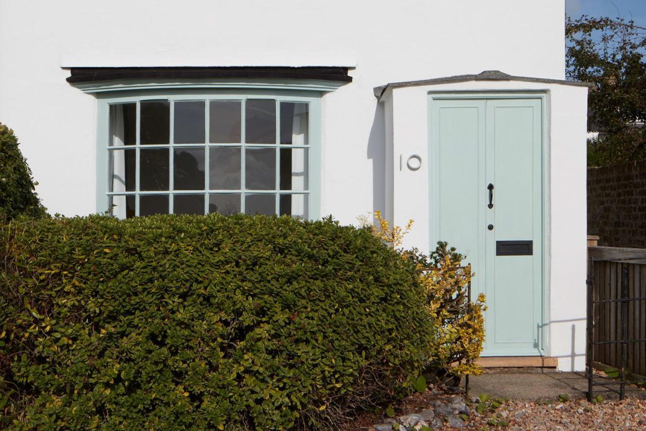 A Cool Coastal Retreat On Kingsdown Beach - The White House Villa Deal Exterior photo